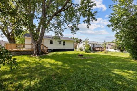 127 Broadmore Road SW Cedar Rapids IA 52405