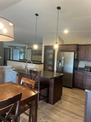 571 Doe Avenue Tiffin IA 52340