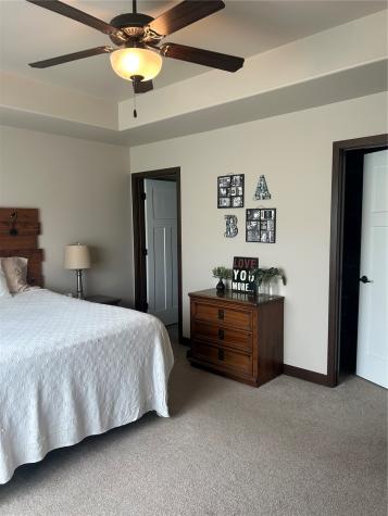 571 Doe Avenue Tiffin IA 52340