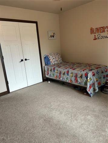 571 Doe Avenue Tiffin IA 52340