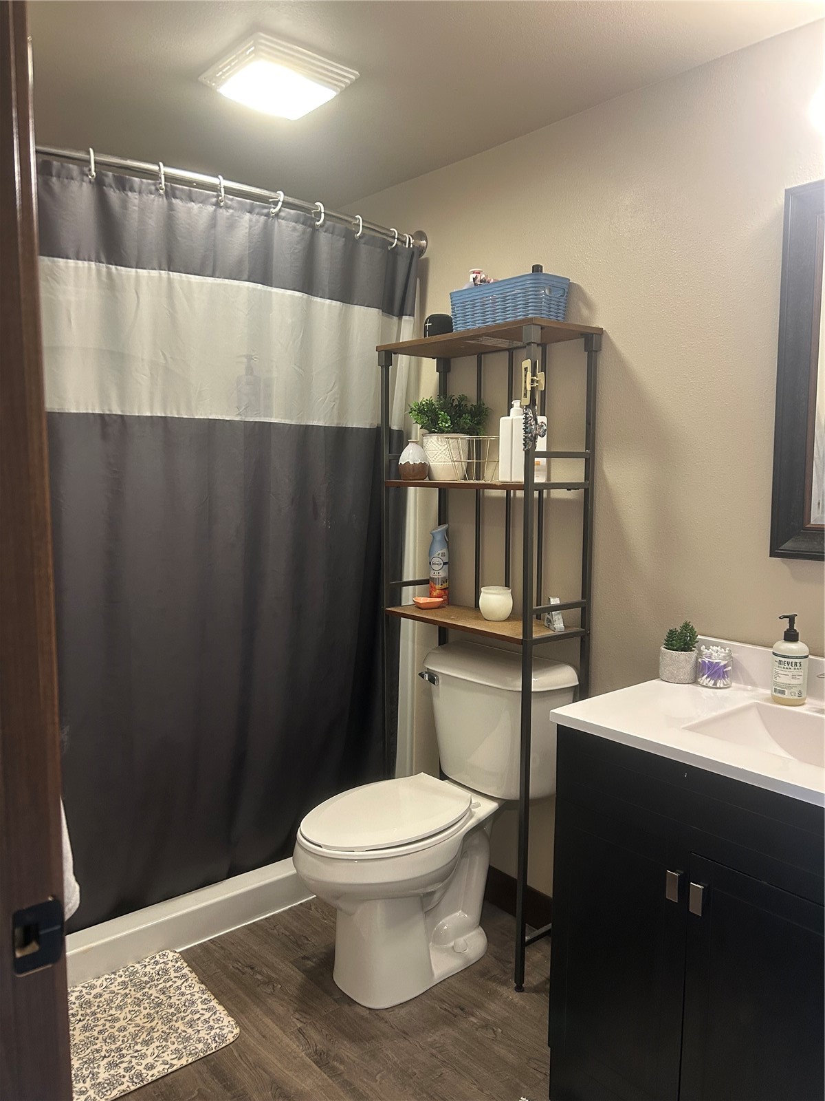 571 Doe Avenue Tiffin IA 52340