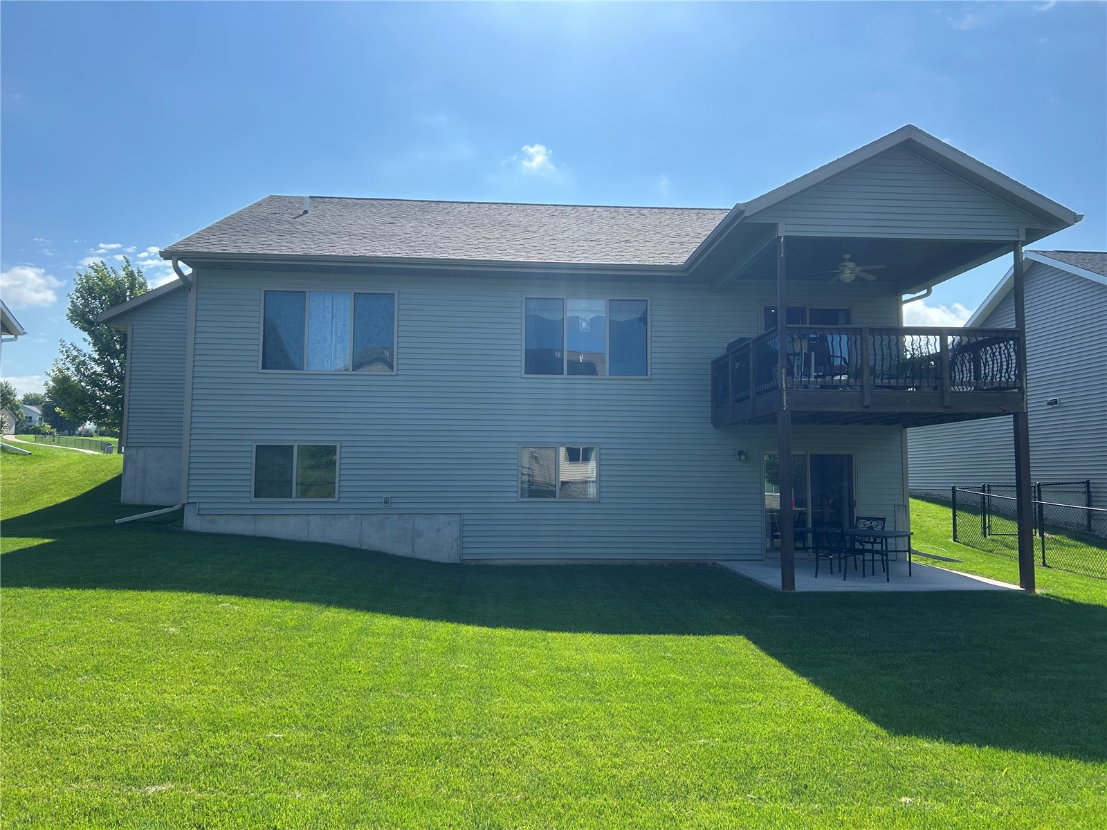571 Doe Avenue Tiffin IA 52340