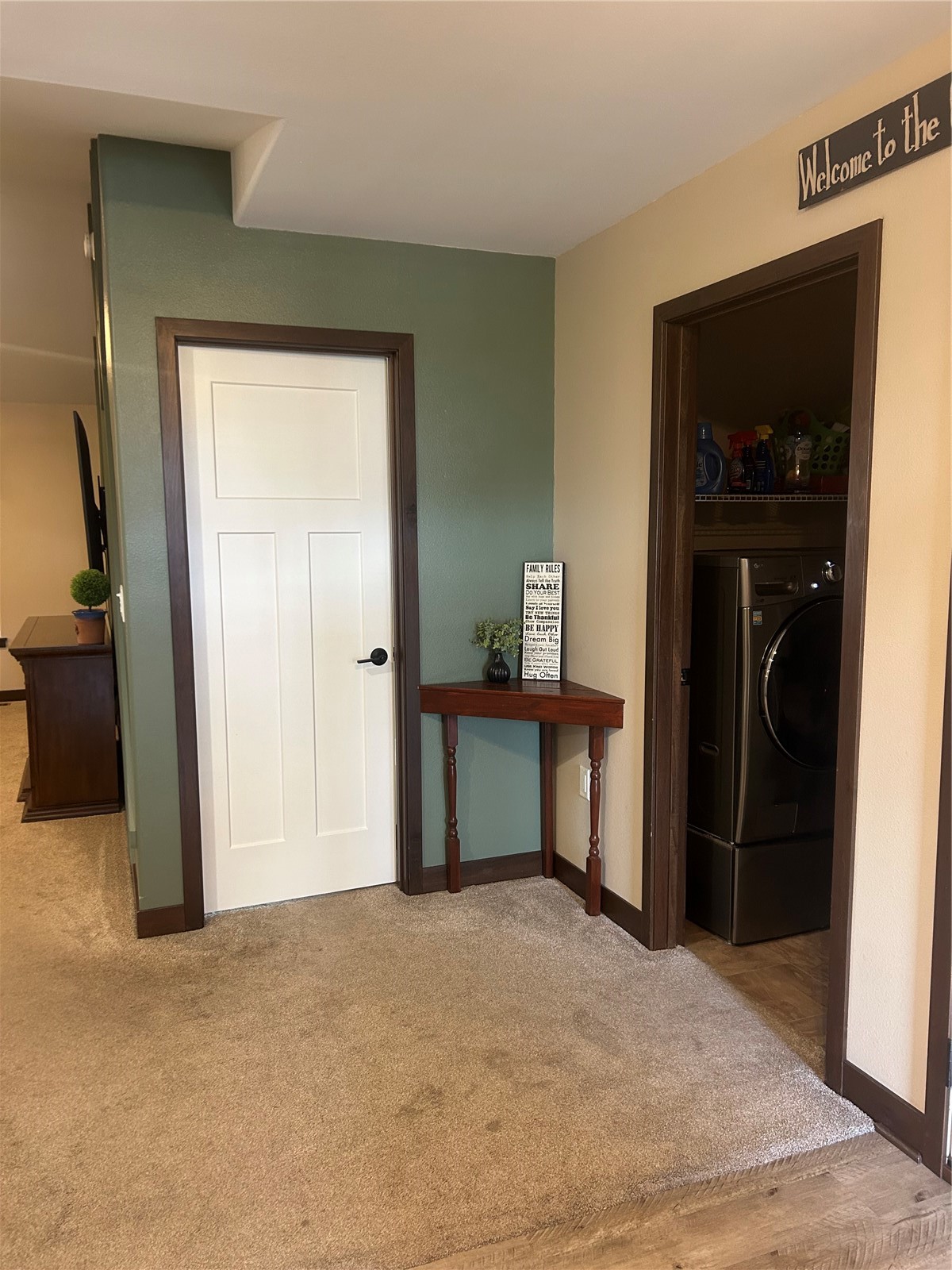 571 Doe Avenue Tiffin IA 52340