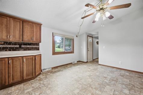 1105 Country Club Drive SE Mt Vernon IA 52314