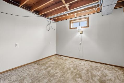 1105 Country Club Drive SE Mt Vernon IA 52314