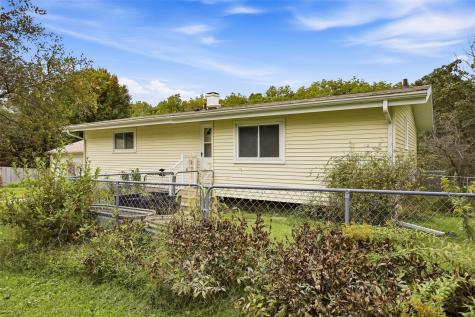 1105 Country Club Drive SE Mt Vernon IA 52314