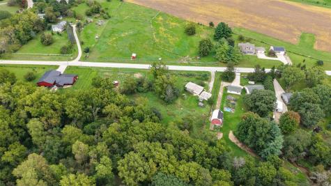 1105 Country Club Drive SE Mt Vernon IA 52314