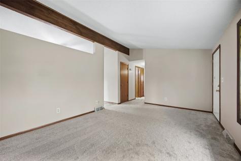 1105 Country Club Drive SE Mt Vernon IA 52314