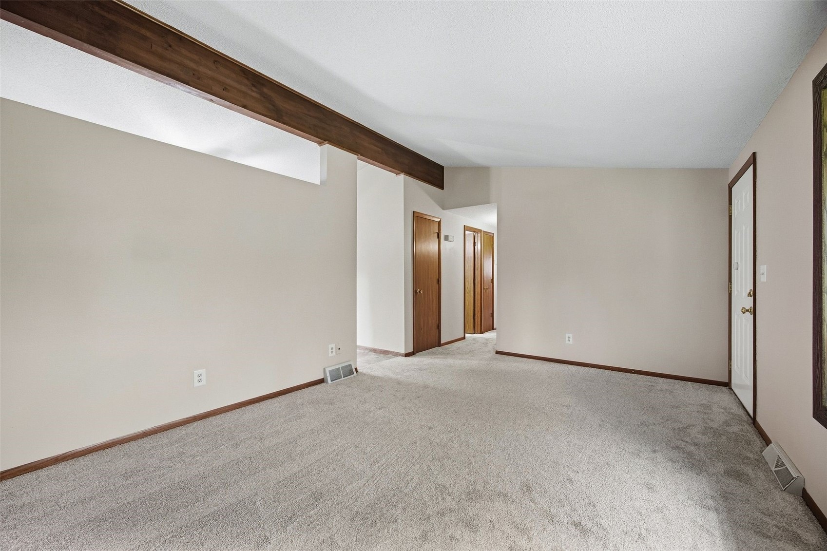 1105 Country Club Drive SE Mt Vernon IA 52314