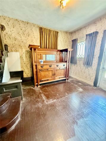 421 4th Avenue S Washington IA 52352