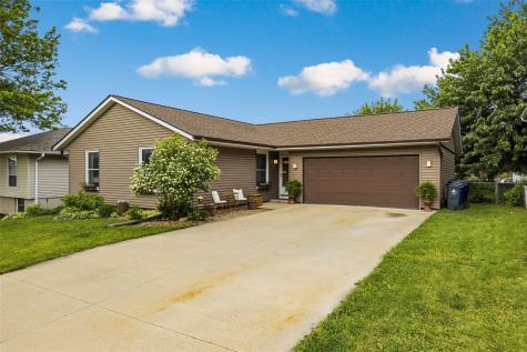 606 Olive Drive NW Cedar Rapids IA 52405