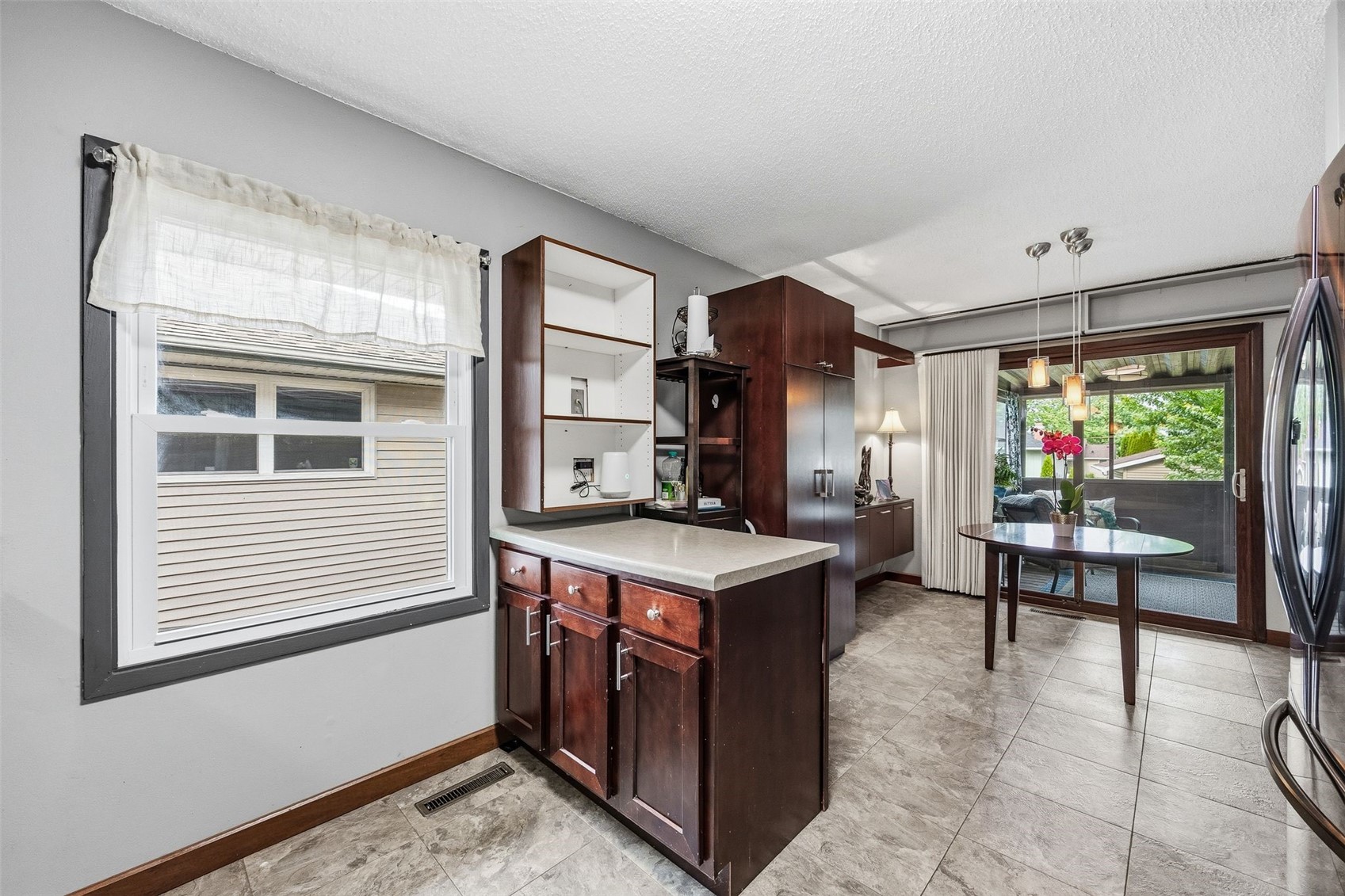 606 Olive Drive NW Cedar Rapids IA 52405