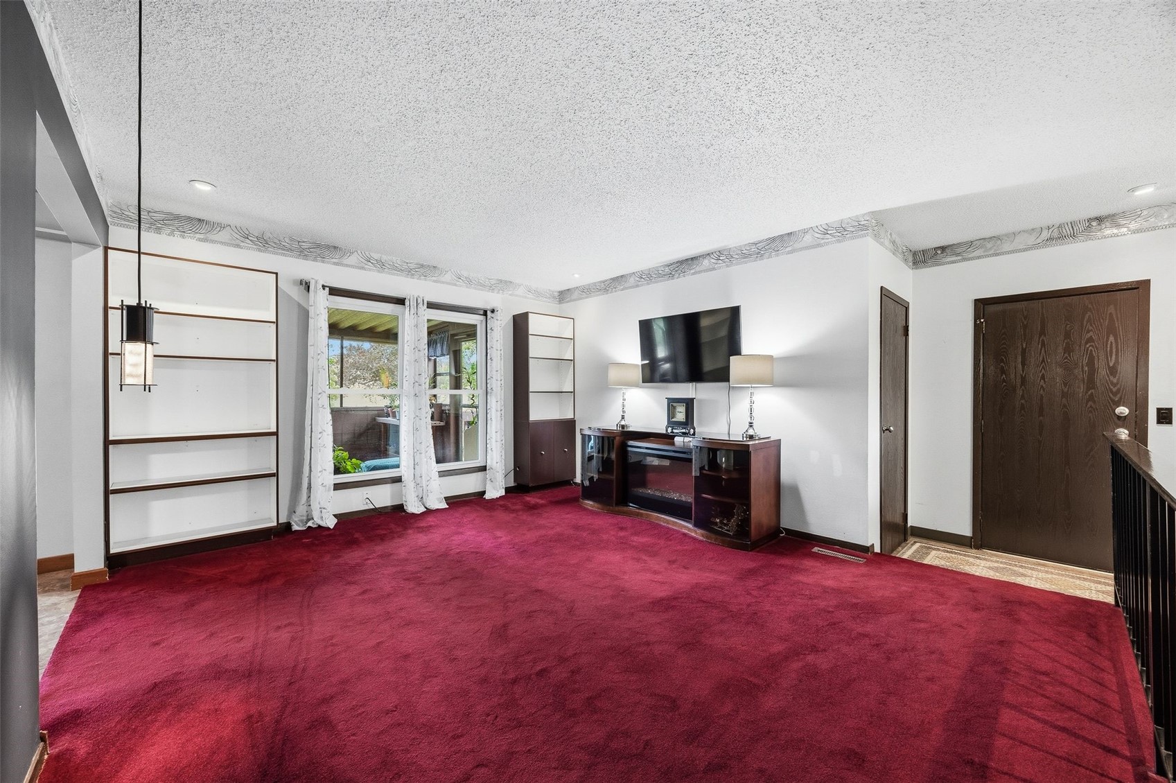 606 Olive Drive NW Cedar Rapids IA 52405