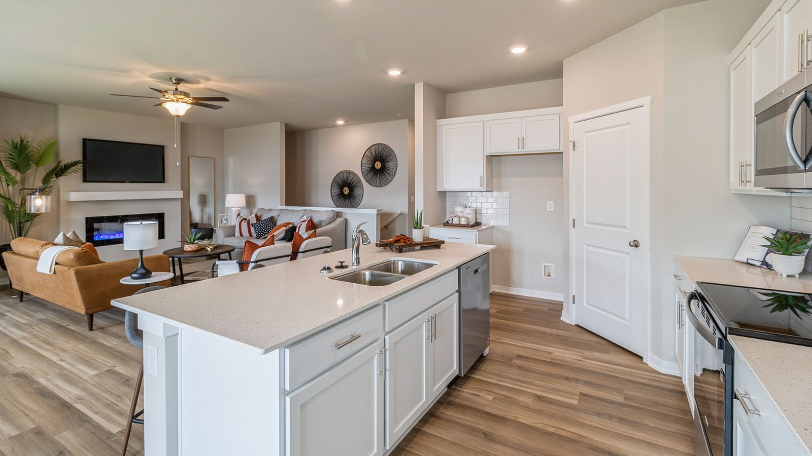 3284 Artesian Road Marion IA 52302