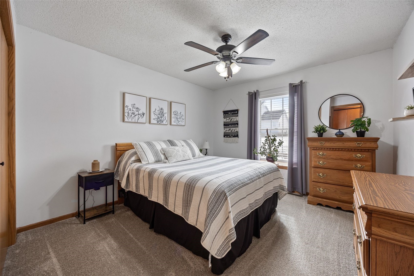 501 5th Street E Newhall IA 52315