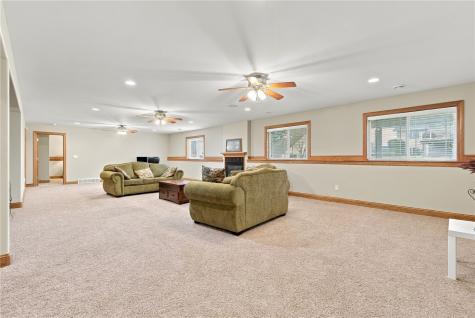 2030 Rosewood Ridge Drive Marion IA 52302