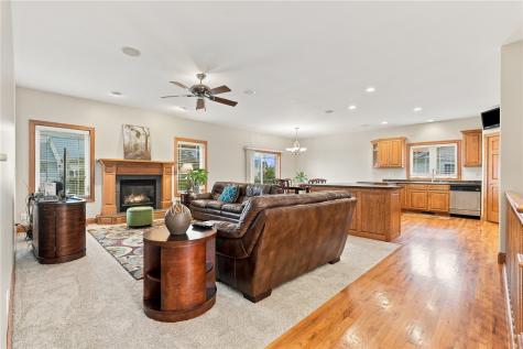 2030 Rosewood Ridge Drive Marion IA 52302