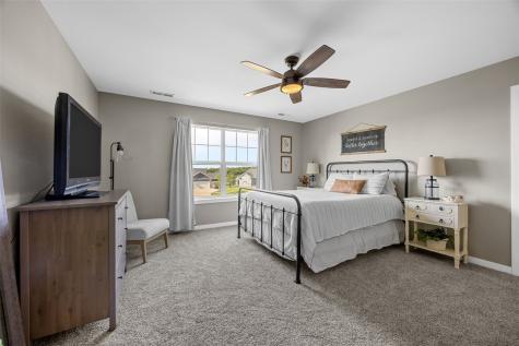 2118 Wycliffe Court SW Cedar Rapids IA 52404