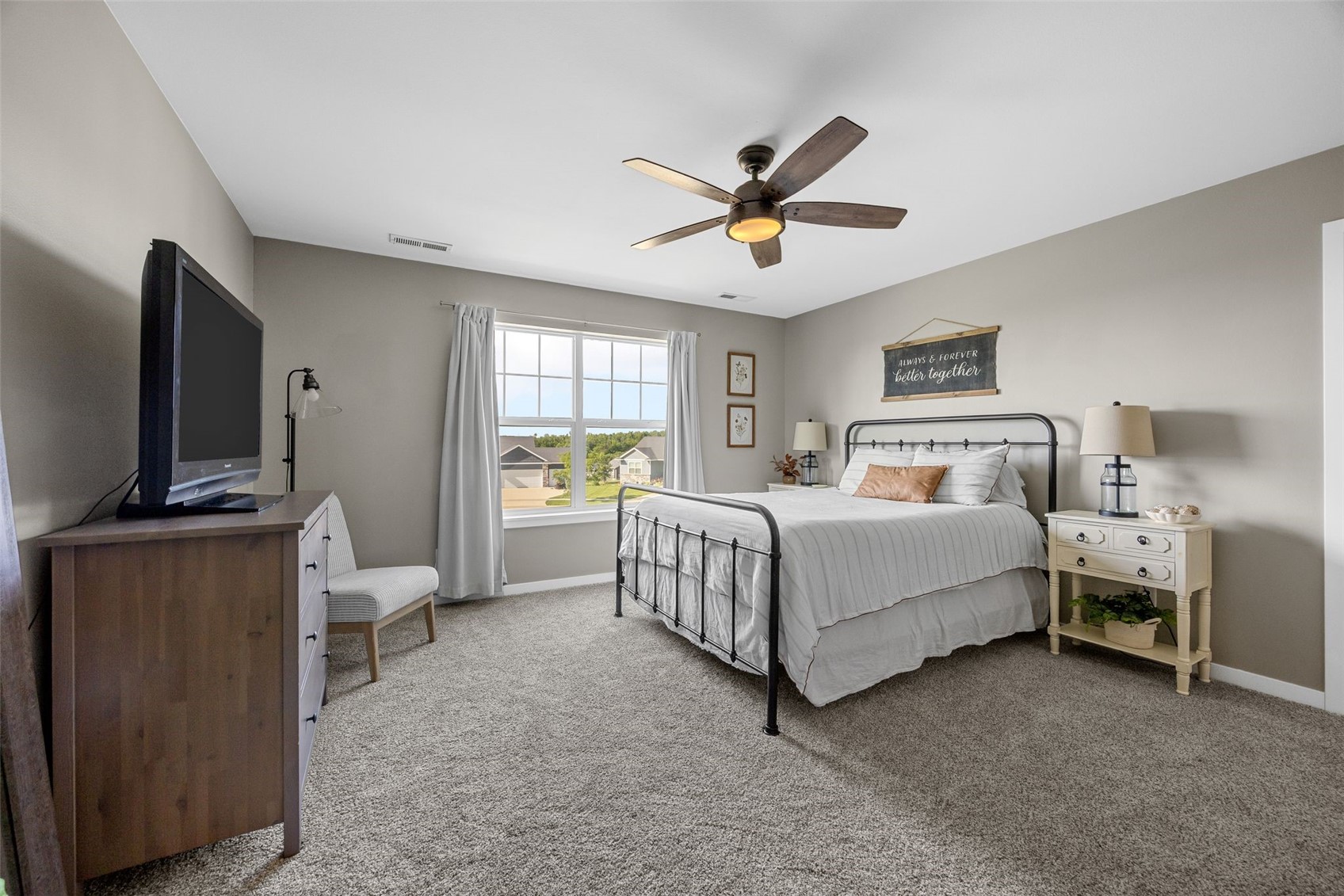 2118 Wycliffe Court SW Cedar Rapids IA 52404
