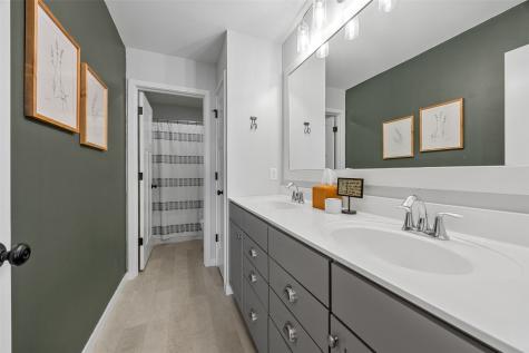 2118 Wycliffe Court SW Cedar Rapids IA 52404