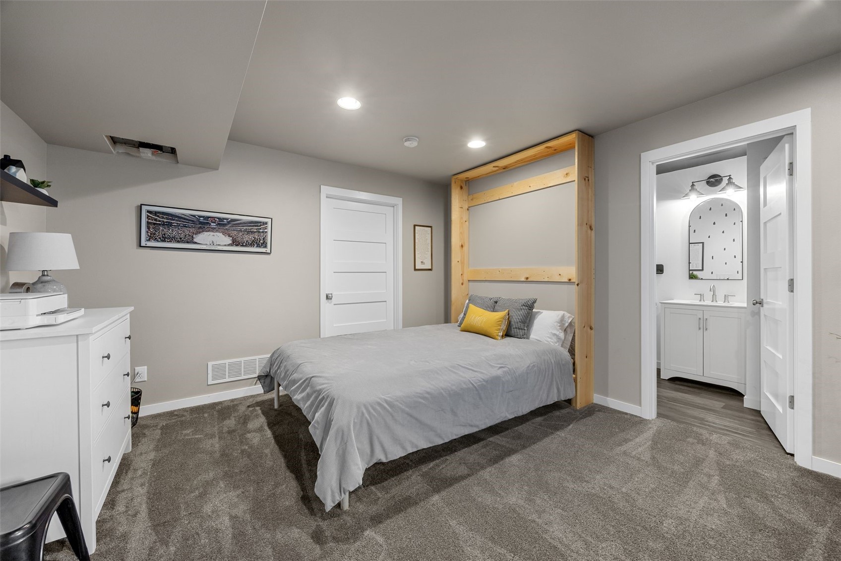 2118 Wycliffe Court SW Cedar Rapids IA 52404