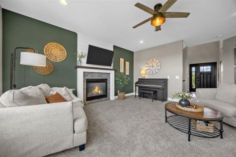 2118 Wycliffe Court SW Cedar Rapids IA 52404