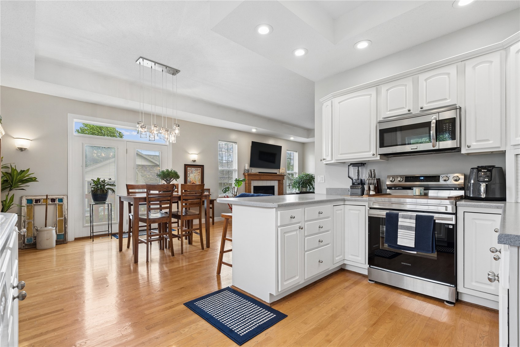 324 Valley Drive Center Point IA 52213