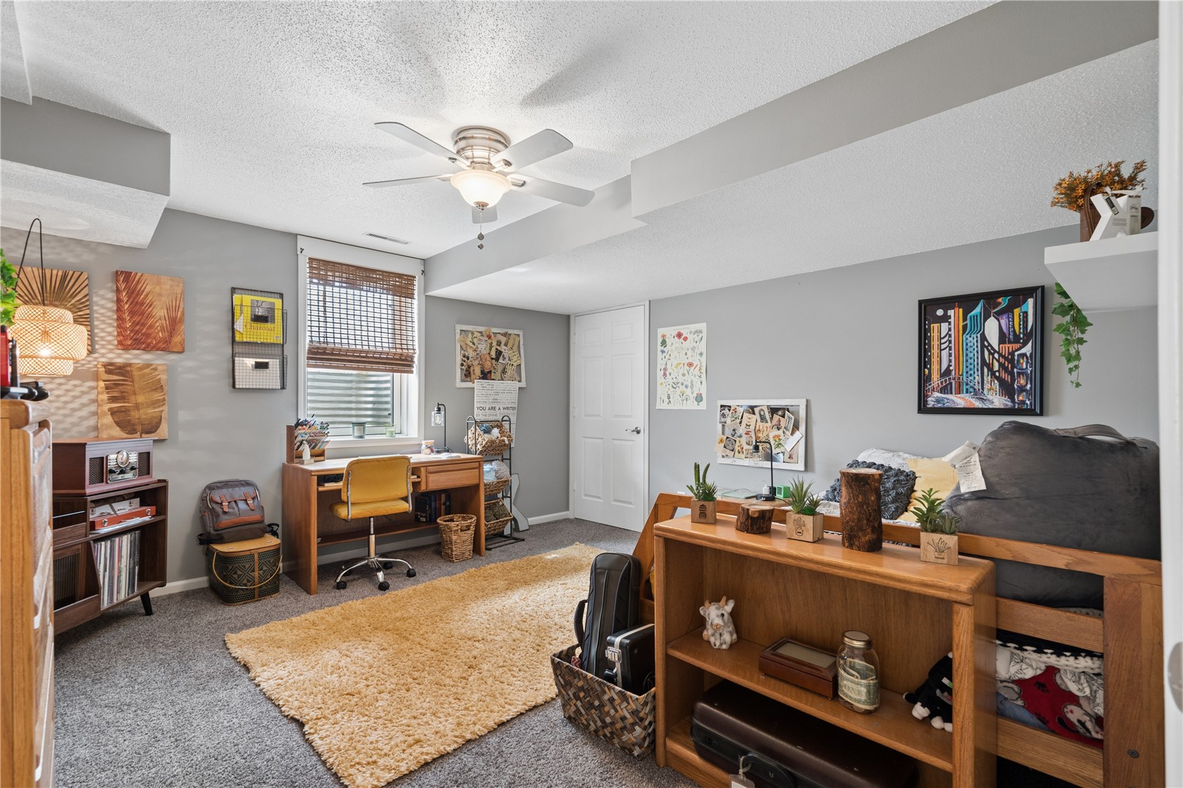 324 Valley Drive Center Point IA 52213