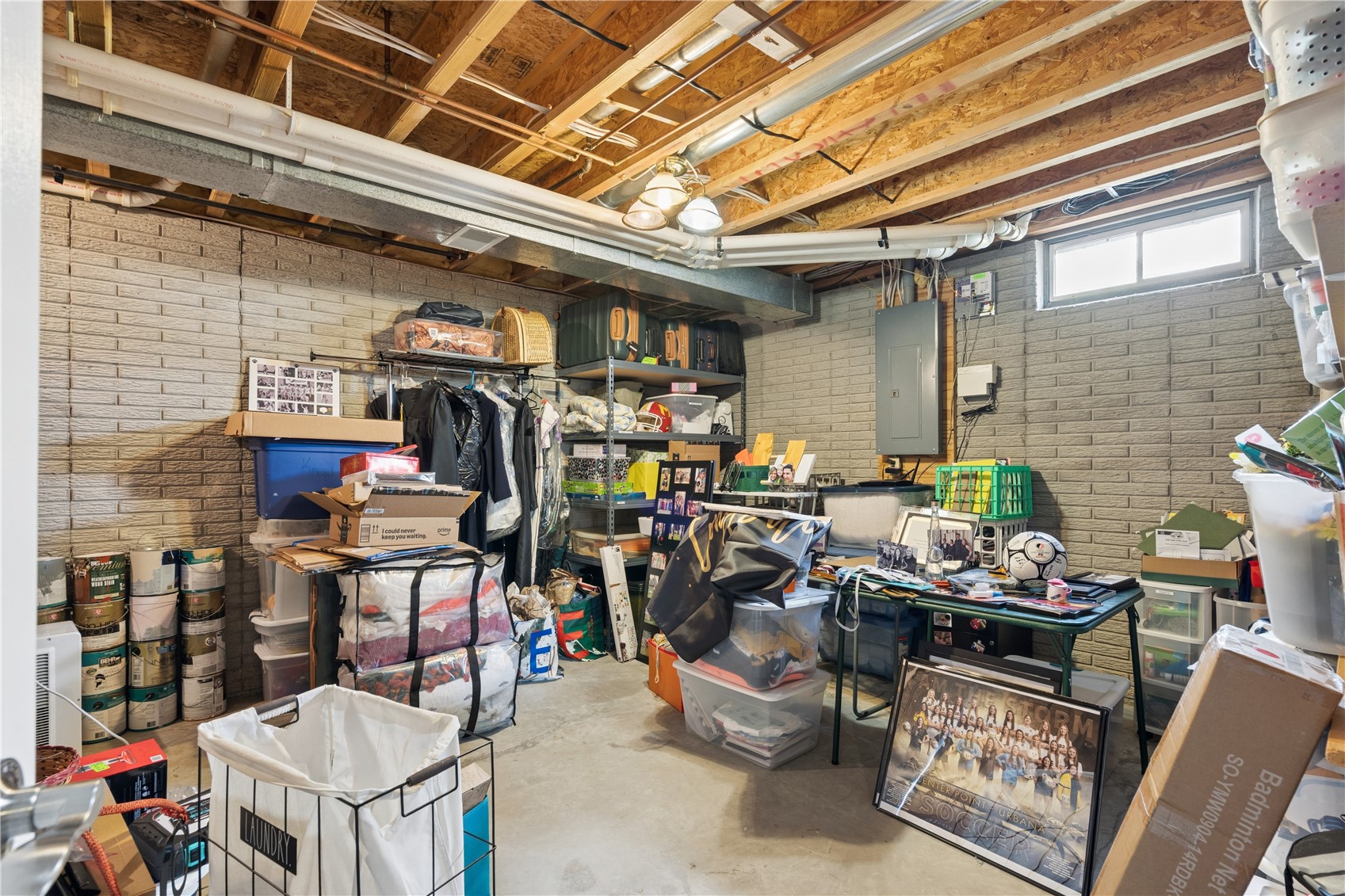 324 Valley Drive Center Point IA 52213