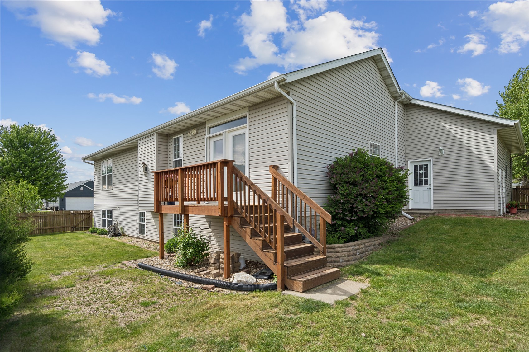 324 Valley Drive Center Point IA 52213