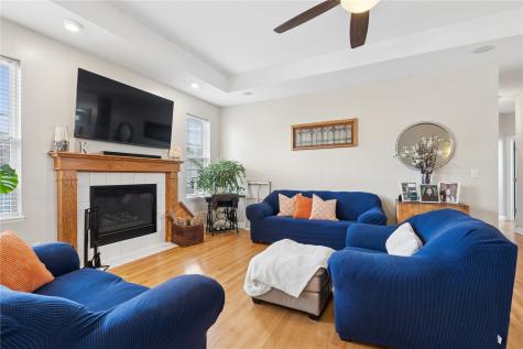 324 Valley Drive Center Point IA 52213