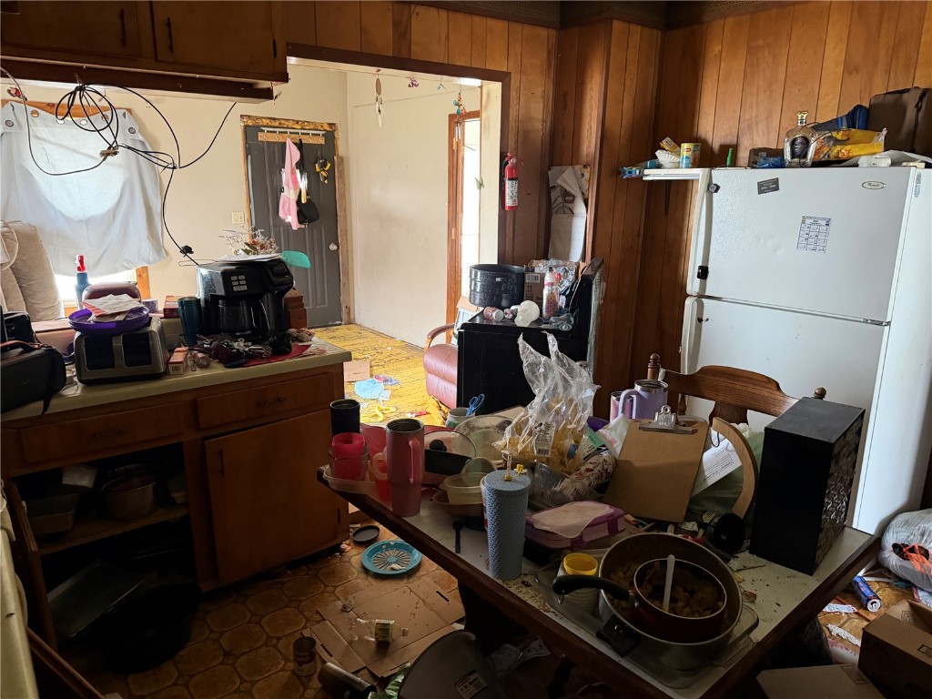2009 Wallace Street Muscatine IA 52761