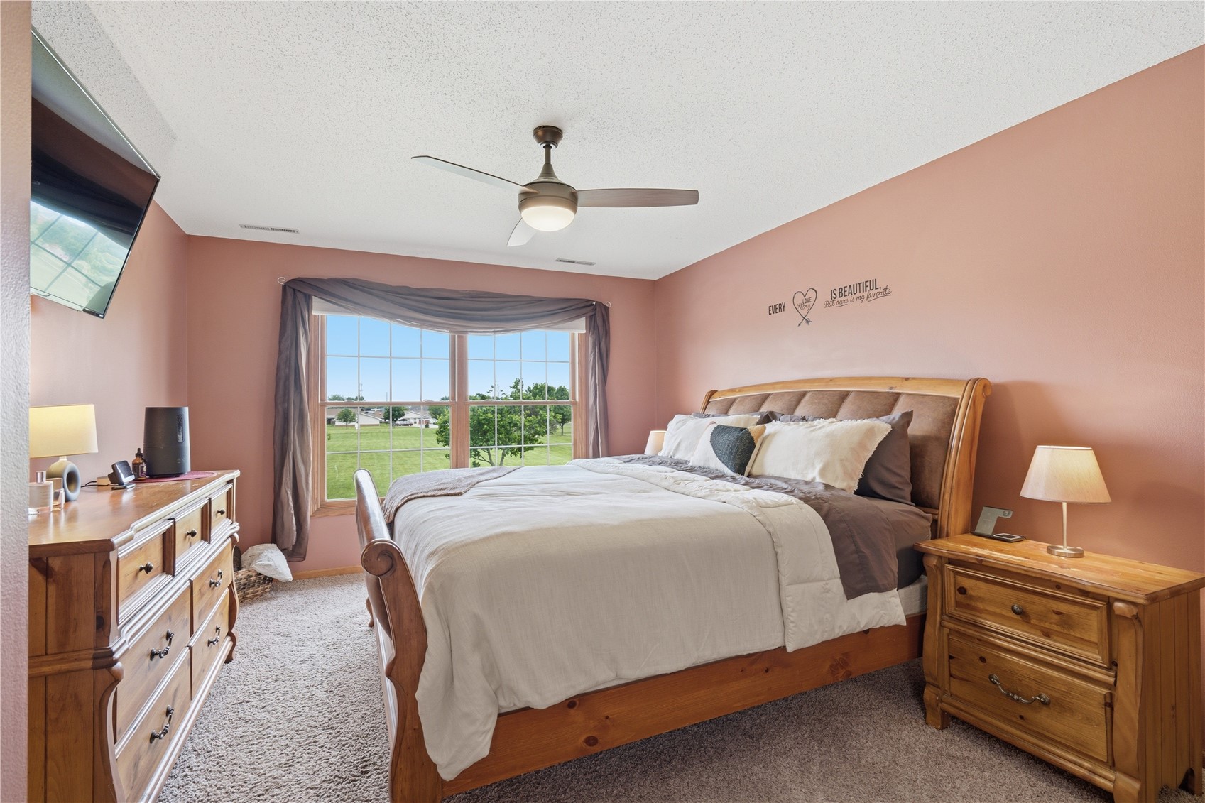 1415 Lyndhurst Drive Hiawatha IA 52233