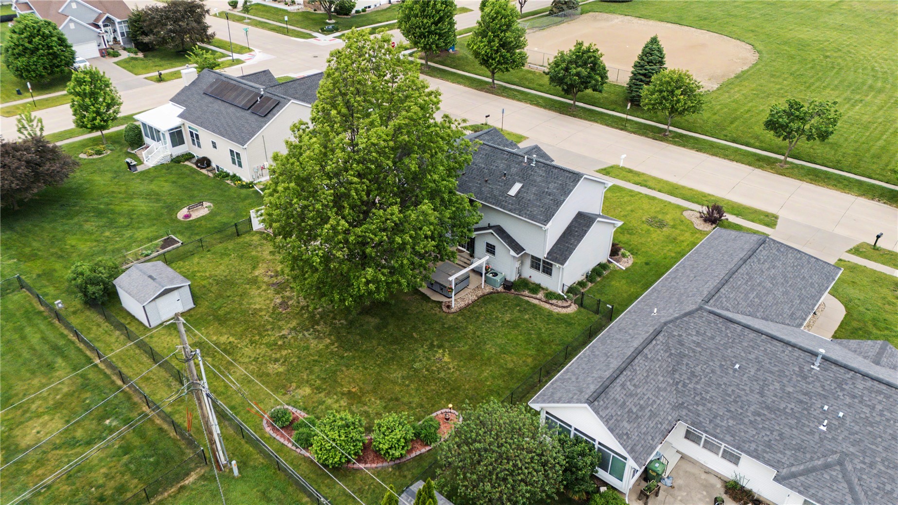 1415 Lyndhurst Drive Hiawatha IA 52233