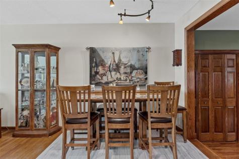 2517 Falbrook Drive NE Cedar Rapids IA 52402