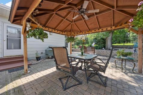 2517 Falbrook Drive NE Cedar Rapids IA 52402