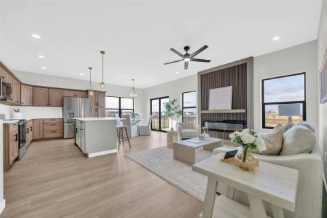 827 Indigo Drive Palo IA 52324