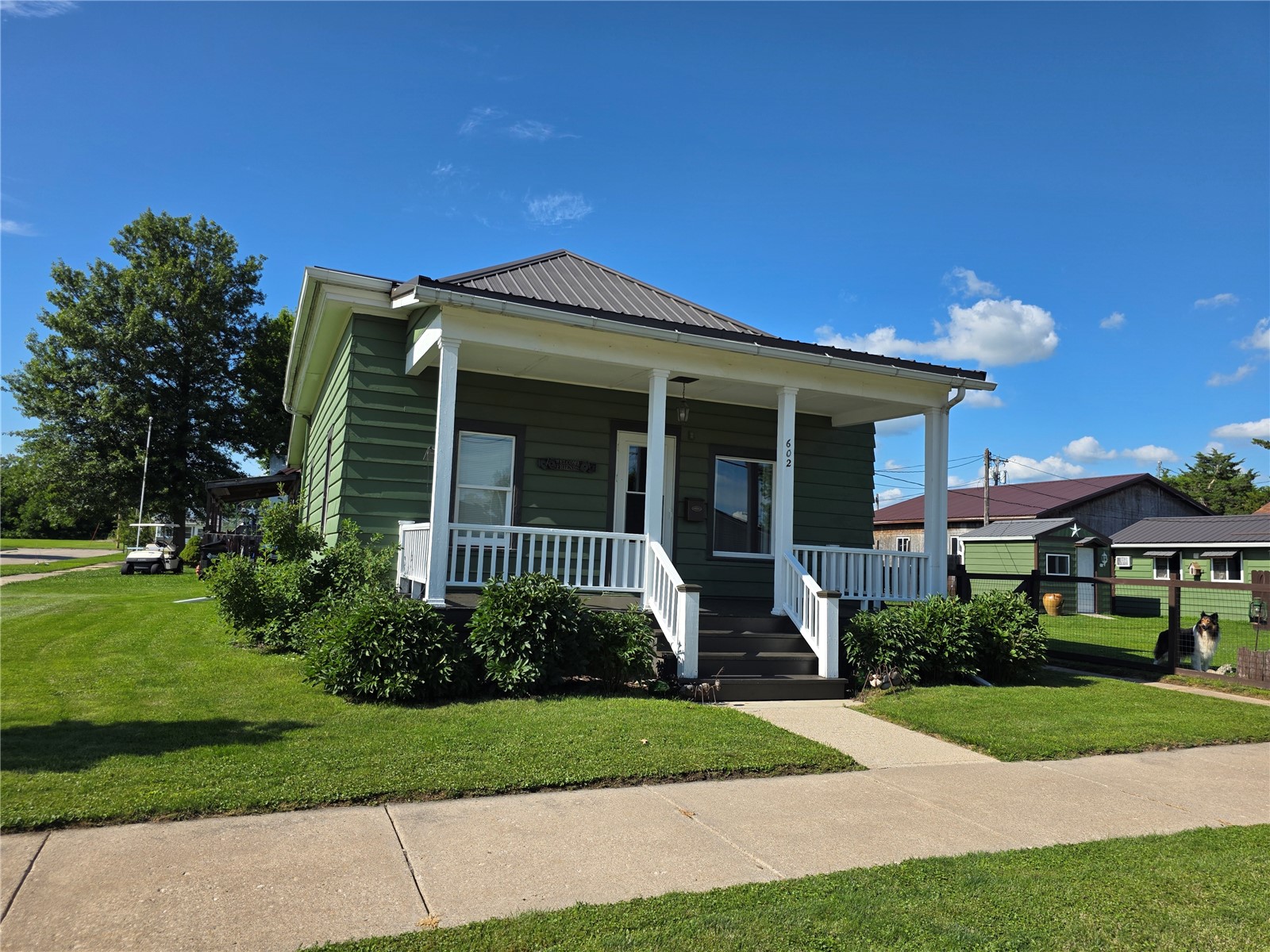 602 10th Street Belle Plaine IA 52208