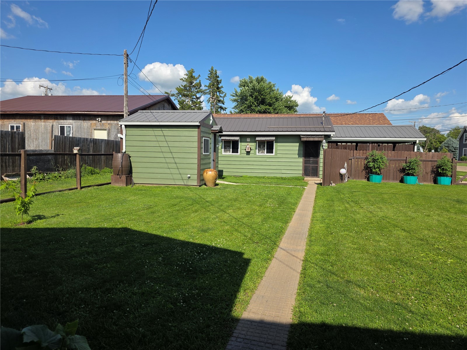 602 10th Street Belle Plaine IA 52208