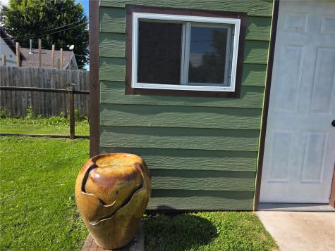 602 10th Street Belle Plaine IA 52208