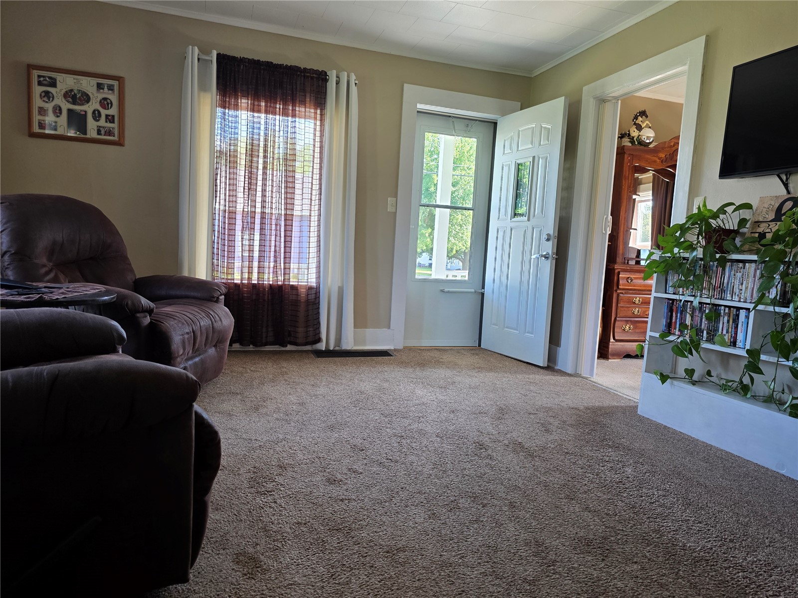 602 10th Street Belle Plaine IA 52208