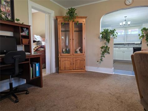 602 10th Street Belle Plaine IA 52208