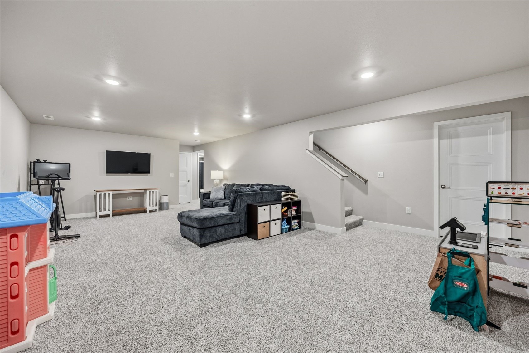 203 Dogwood Lane Tiffin IA 52340