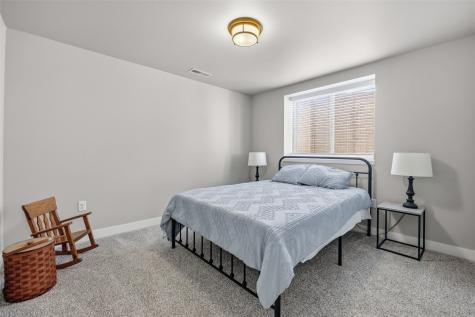 203 Dogwood Lane Tiffin IA 52340