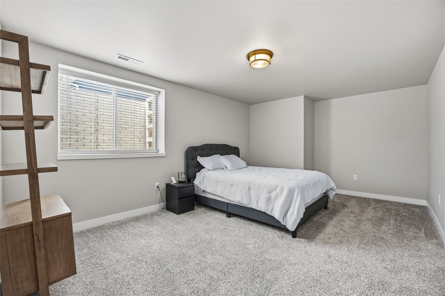 203 Dogwood Lane Tiffin IA 52340
