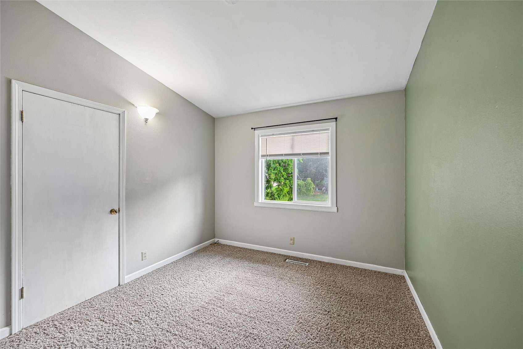 3729 Northwood Drive NE Cedar Rapids IA 52402