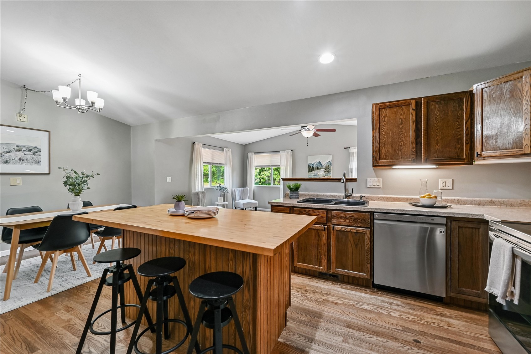 3729 Northwood Drive NE Cedar Rapids IA 52402
