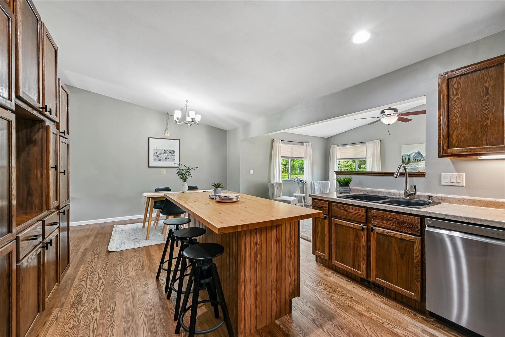 3729 Northwood Drive NE Cedar Rapids IA 52402