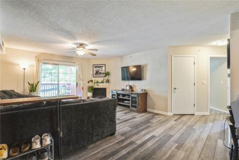 612 Kimberlite Street Tiffin IA 52340
