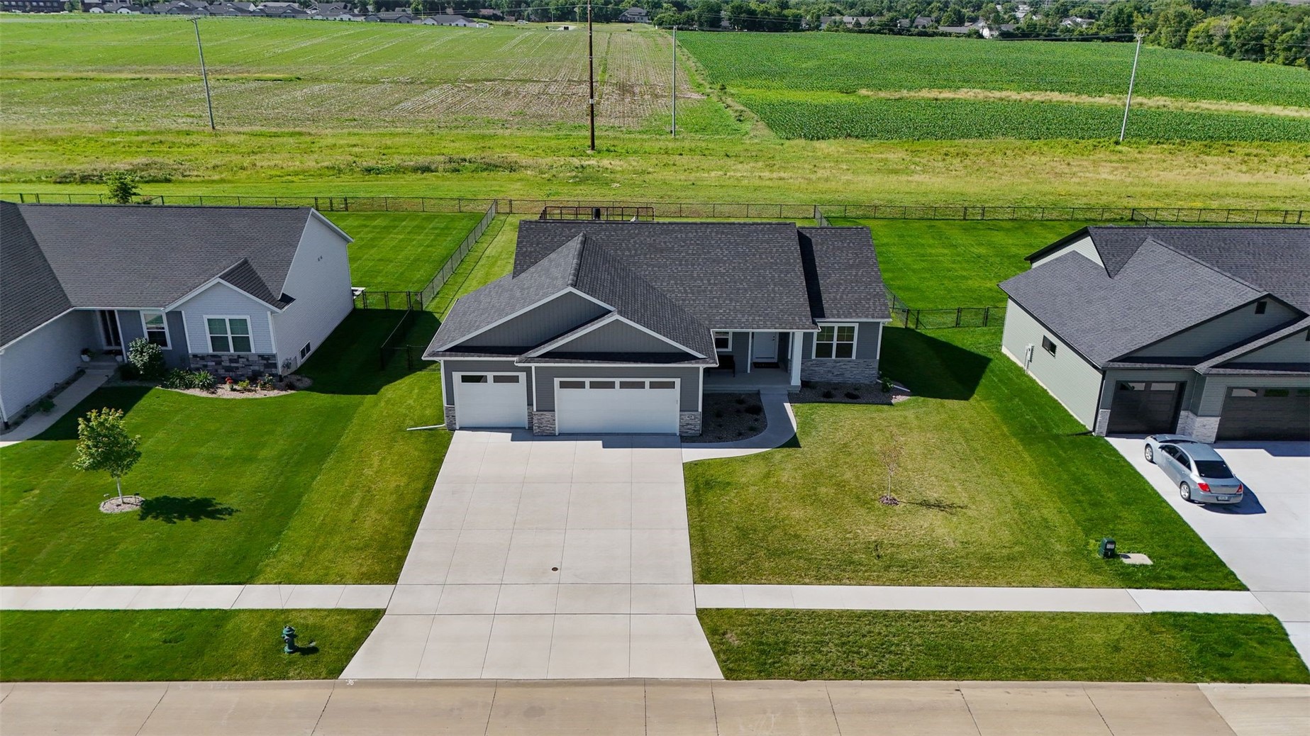 425 Dutch Drive Robins IA 52328
